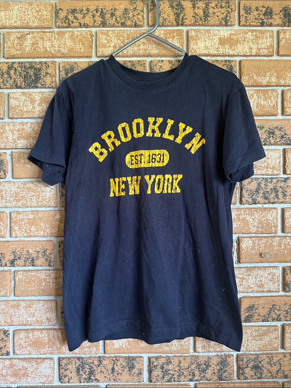 Brooklyn New York Short-Sleeve Graphic Tee - Black/Yellow